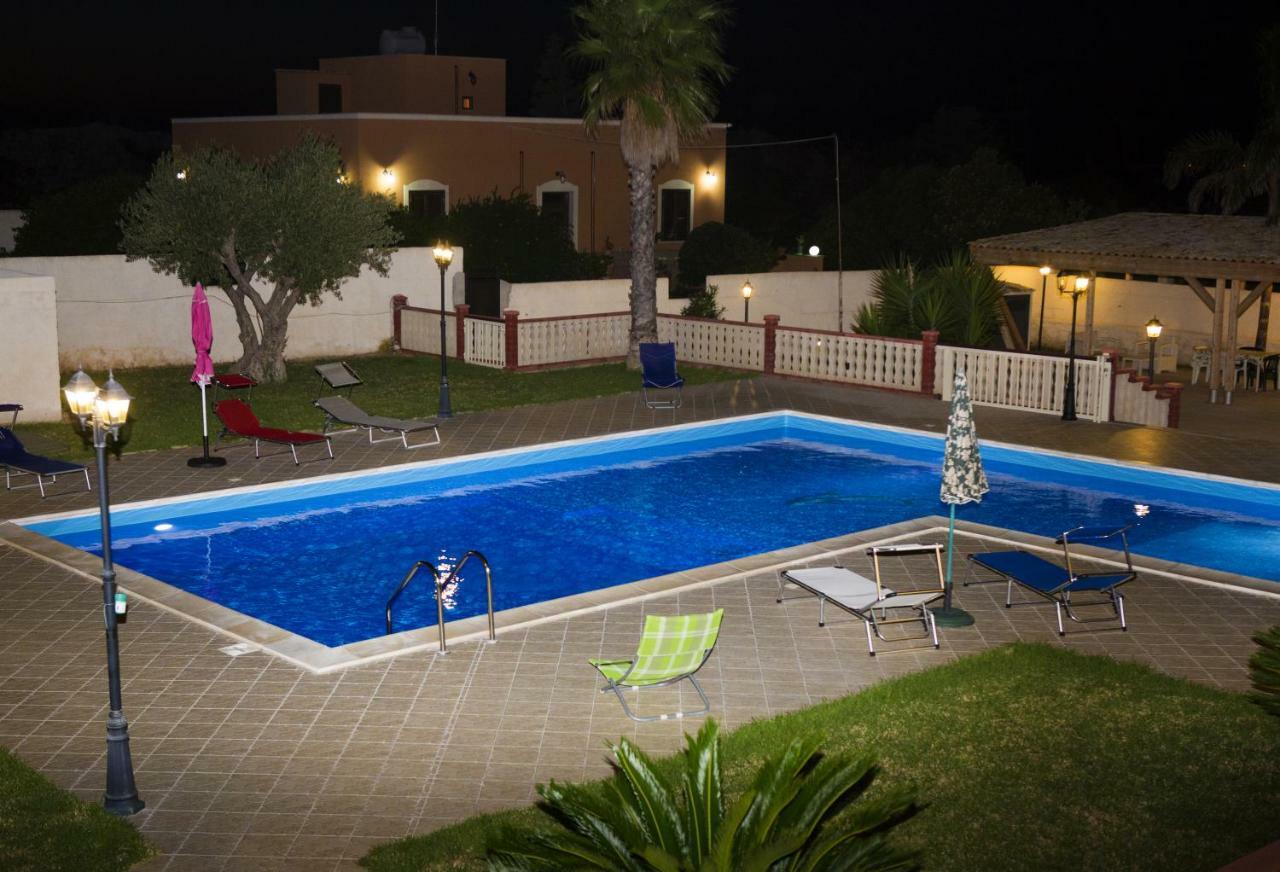 Casa Vacanze Calafarina Pachino Eksteriør bilde